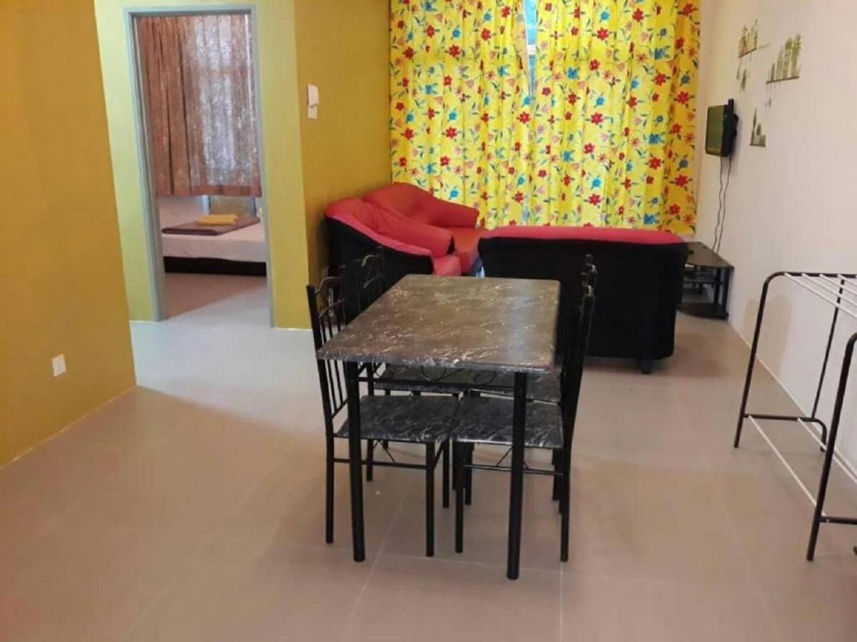 Apartment Mariana Barrington Square Goldenhills Pasar Malam *